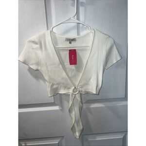 Love Tree Front Tie Crop Top Ivory Ribbed Size Medium‎ NEW